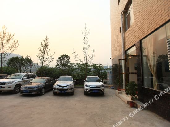 雅安天骄商务酒店