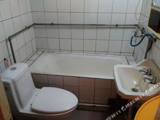 家庭旅馆(丹东江城大街店)