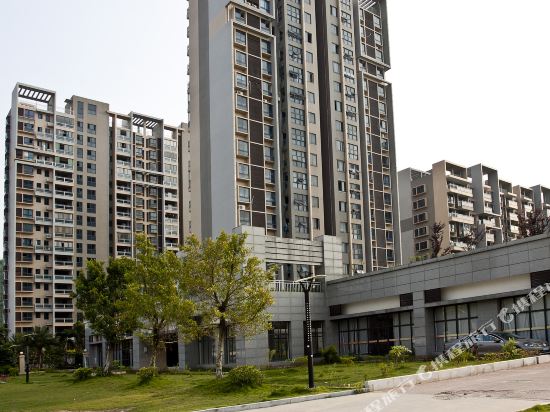 铂晶公寓酒店(福州火车南站店)