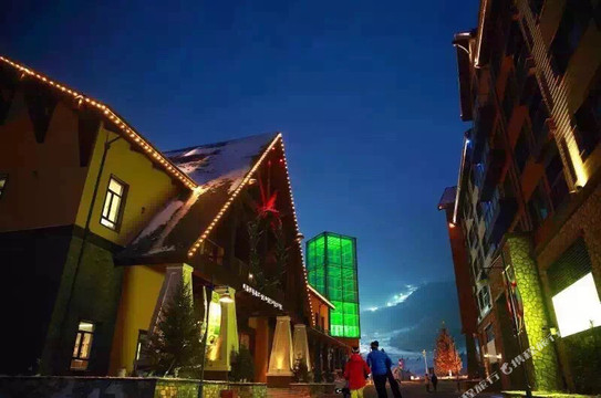 万科松花湖度假区青山公寓