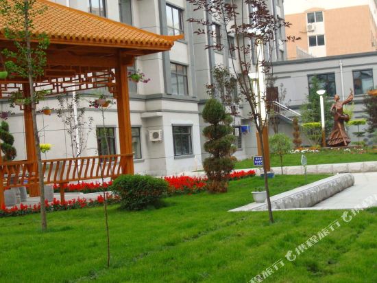 白山临江宜居日租民宿(迎宾路店)