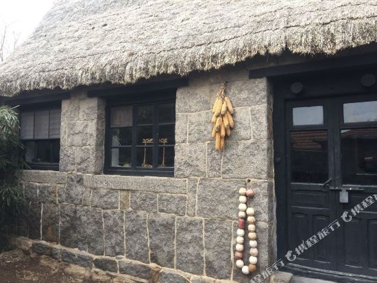 荣成十里古乡公寓