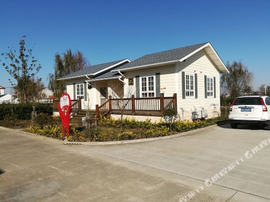 肖晖度假别墅(启东新沙村店)