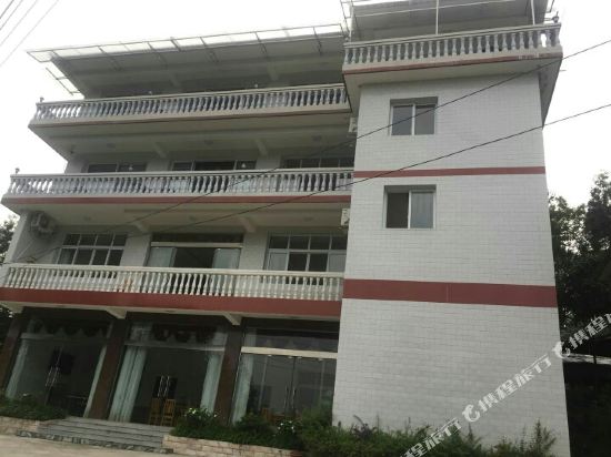 雅安林香居酒店