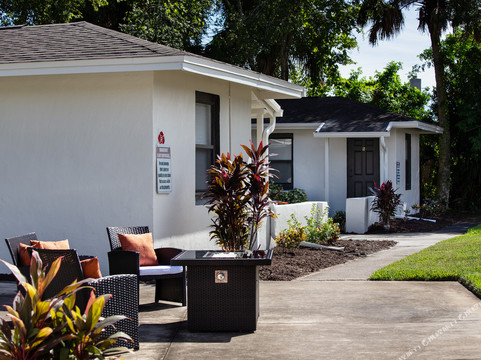 Port Saint John酒店住宿-Travel Inn of Titusville