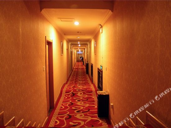 包头意嘉商务酒店