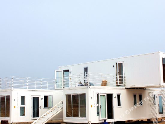 绥中银泰魔方集创意酒店