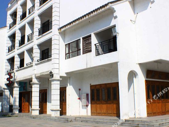 英德浈阳峡风景区主题客栈