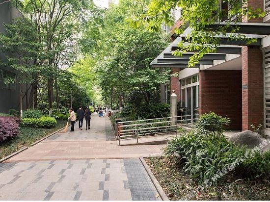 卓美亚酒店式公寓(成都万象城店)