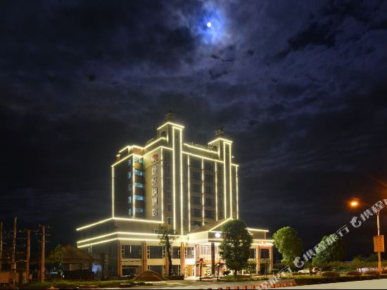 仁化维以纳酒店