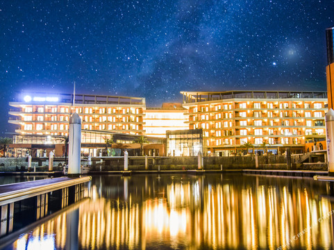 香水湾亚朵酒店