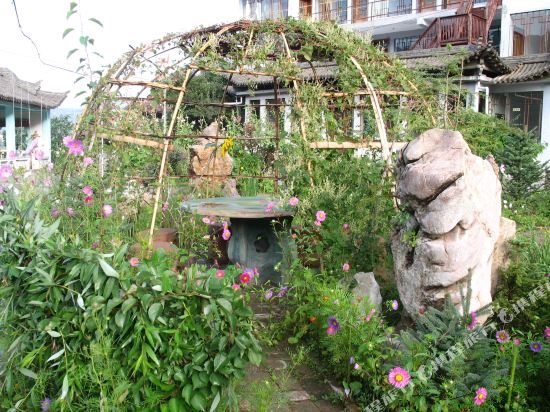 临潭天外天生态艺术园