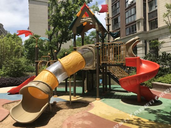 五营红松小镇公寓