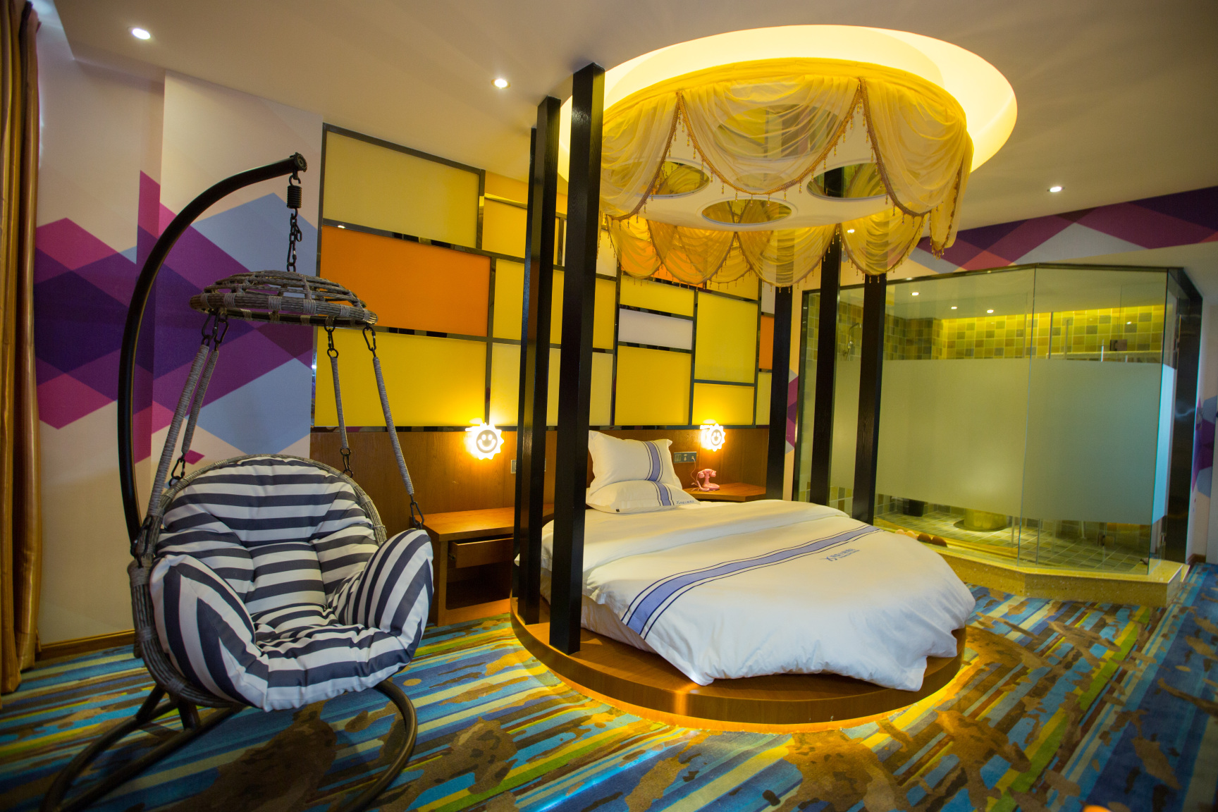 银盛主题酒店(大理高铁站洱海公园店）-官方