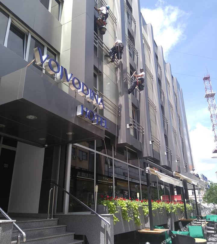 Zitiste酒店住宿-沃基沃迪那酒店