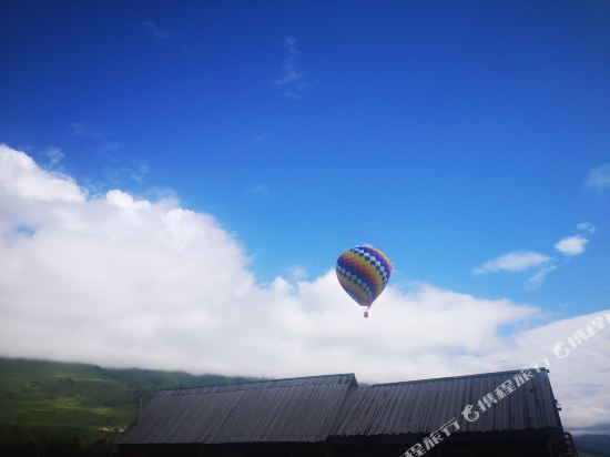 雪庐山庄(布尔津禾木洪巴斯店)