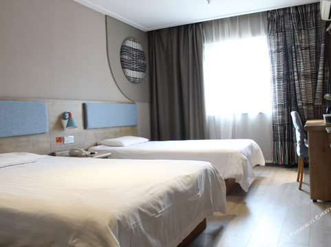 泗洪华亿酒店(商贸广场店)