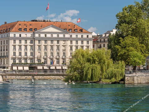 贝尔格日内瓦四季酒店主图