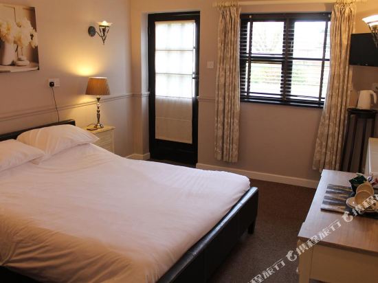 The Swan Motel Room Type - King Room