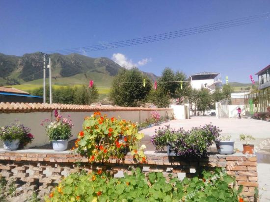 祁连旅客之家民宿