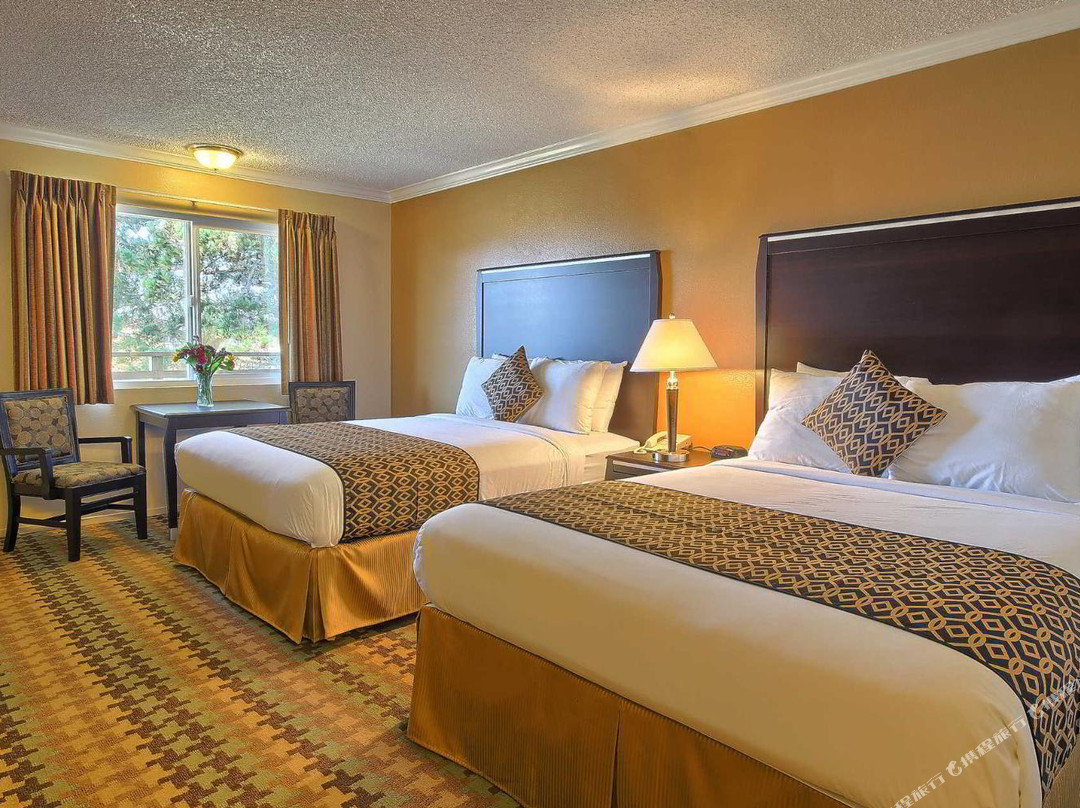 Lockwood酒店住宿-银色冲浪汽车旅馆