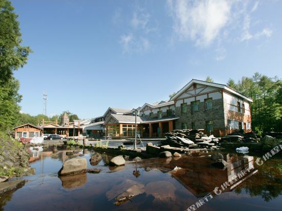 长白山蓝景花溪温泉酒店