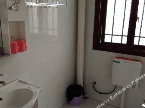 谢自岸客栈(慈利一线天店)