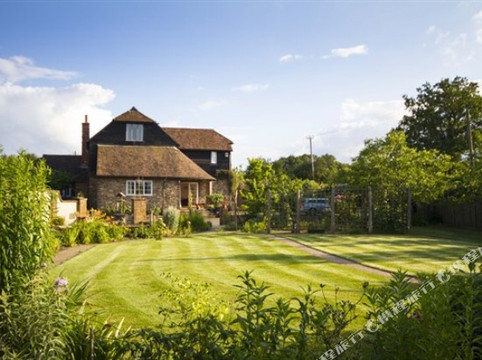 Rudgwick酒店住宿-Magpies