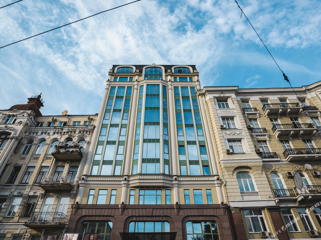 基辅酒店住宿-十一镜设计酒店