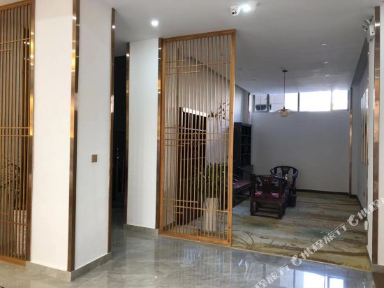 大理天富腾龙精品酒店