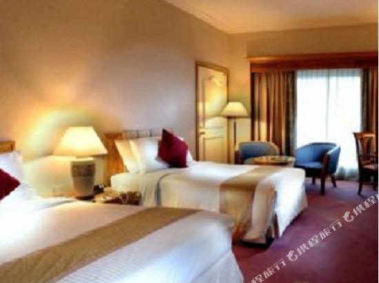 Astana Wing - Riverside Majestic Hotel Room Type - Deluxe City View Room
