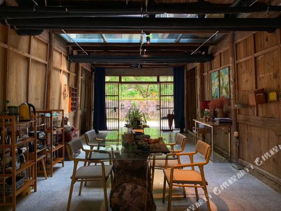 温州凡小二特色民宿