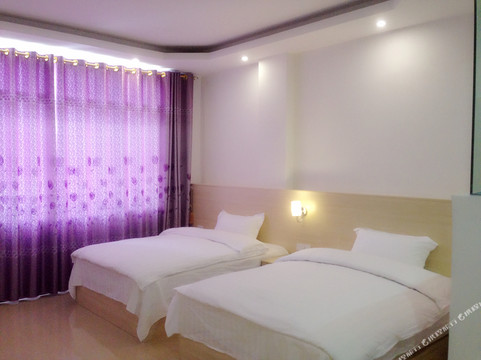 黄姚金隆大酒店