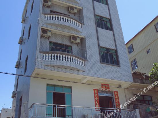 阳西沙扒湾观海小屋