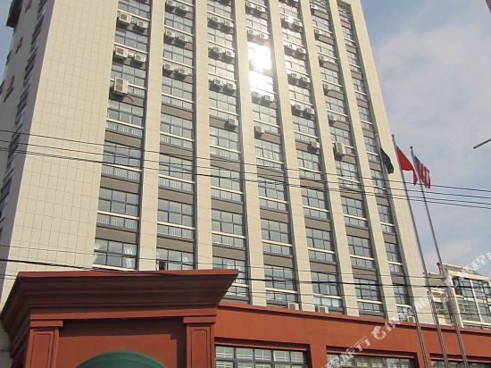格林豪泰快捷酒店(胶州福州南路宝龙城市广场店)