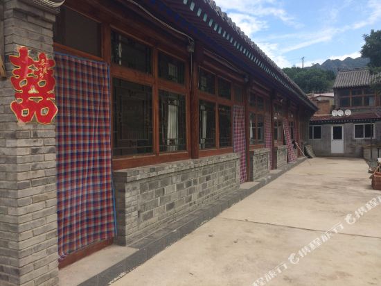 八达岭洪日农家院