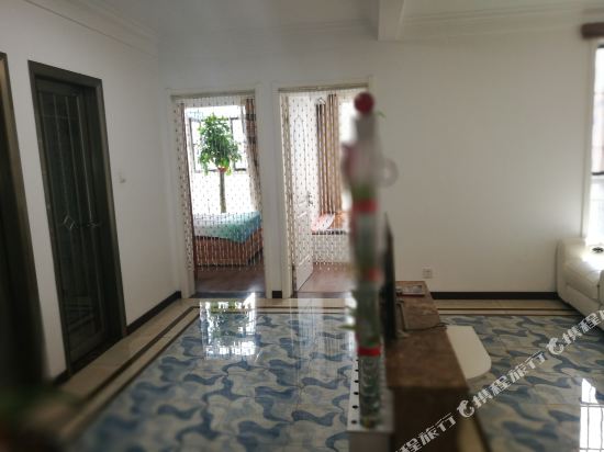 唐山大众浪漫温馨日租房普通公寓