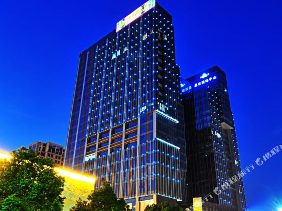 无锡鼎尚皇冠酒店