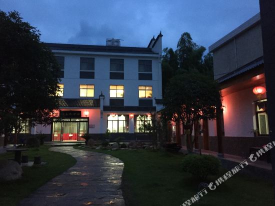 青阳四合院农庄