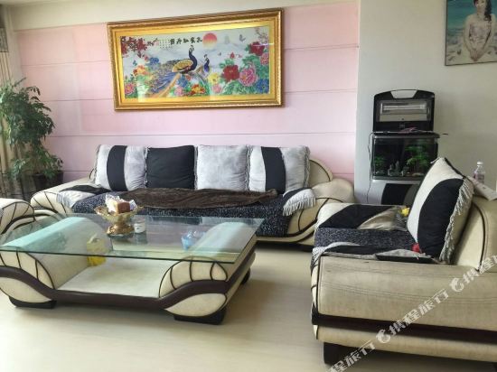 18841525577公寓(丹东滨江村店)