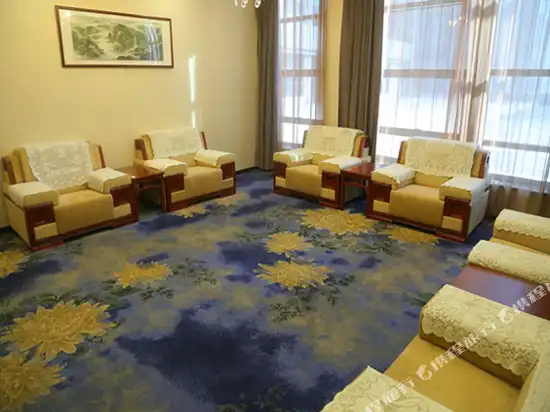 携程酒店-烟台宝华名都大酒店预订-烟台宝华名都大酒店价格,点评,电话