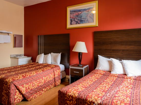 Europa Hotel Room Type - Two Double Room with  Shared Bathroom