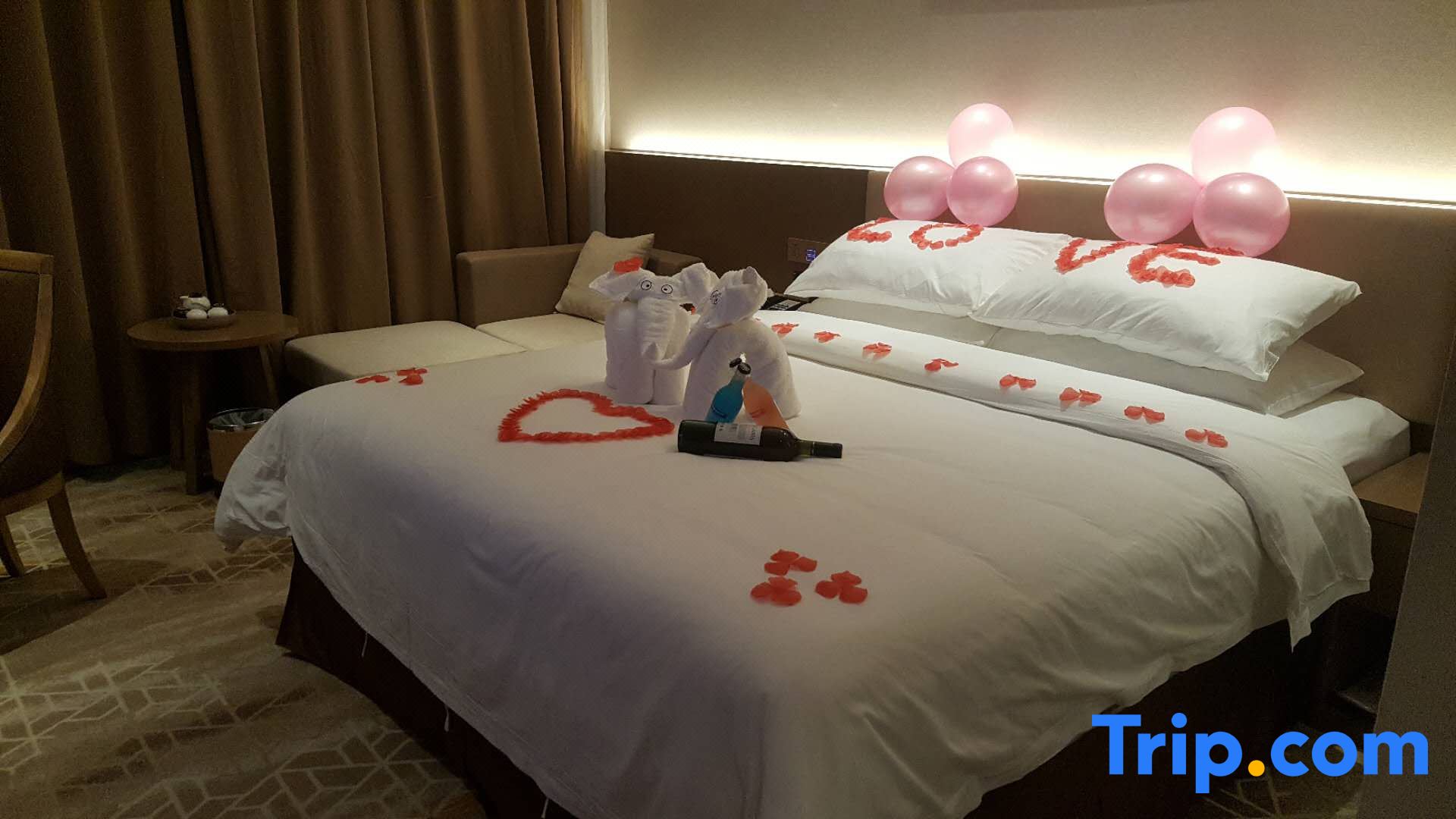 Jinbaiyi  international hotel