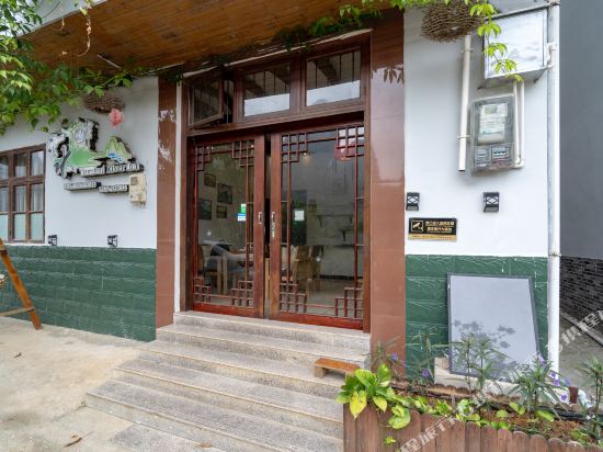 阳朔云水畔客栈