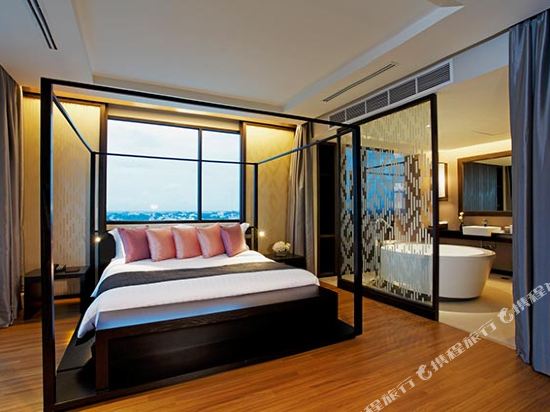 Avani Khon Kaen Hotel & Convention Centre Room Type - AVANI Royal Suite