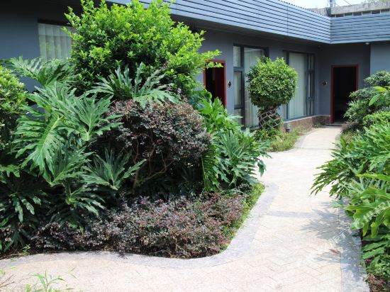 自贡八店印象酒店