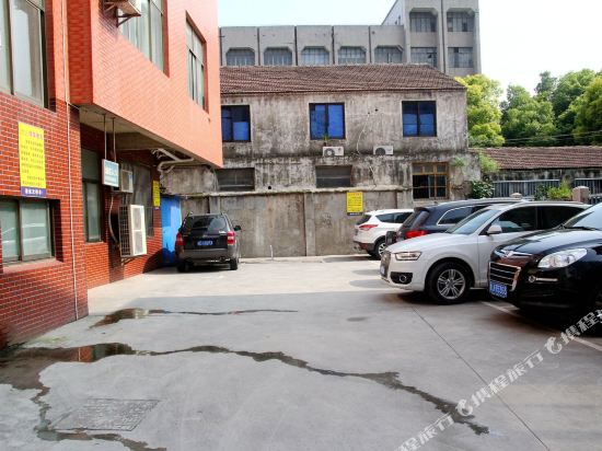 张家港锦龙之星精品酒店