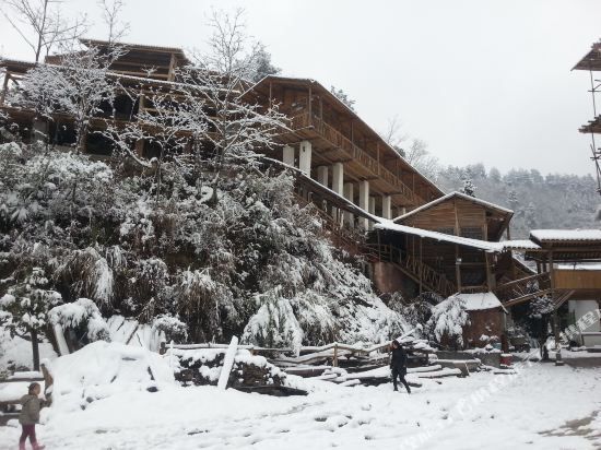 张家界风居住的森林民宿
