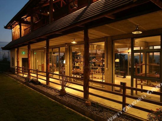 澜沧布朗玉呢客栈