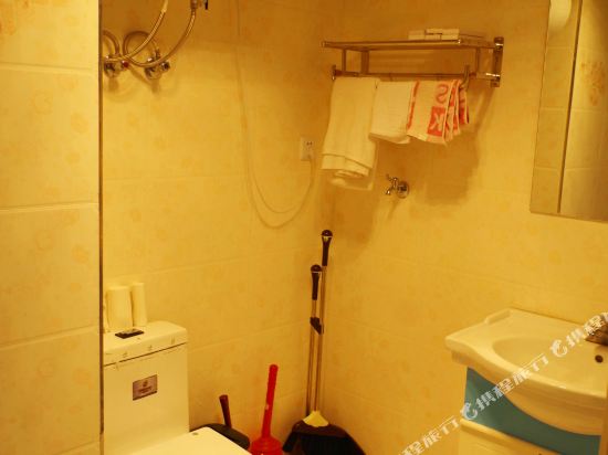 江景之都连锁公寓(丹东江城大街店)